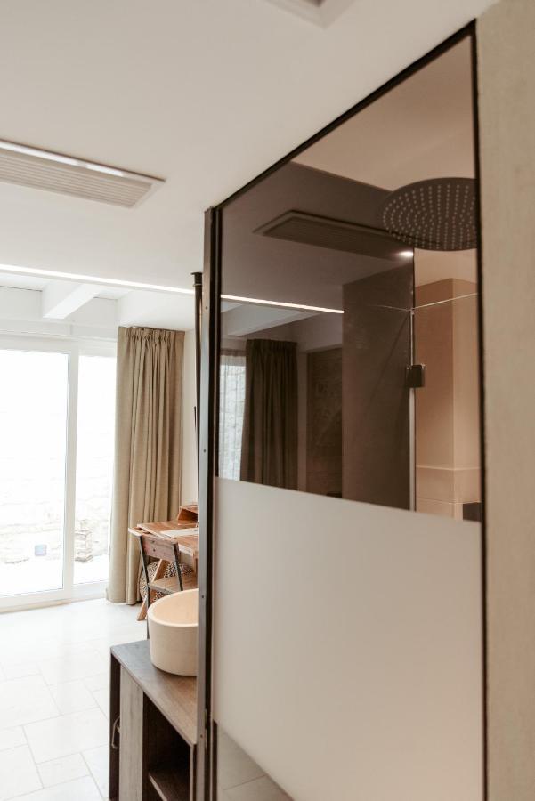 Le Carasse Boutique Hotel Mola di Bari Esterno foto