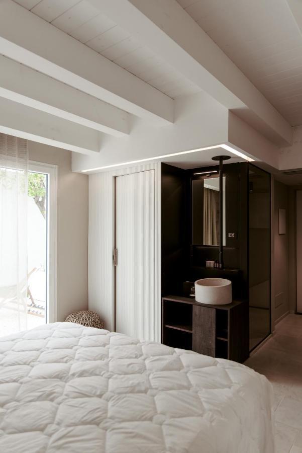Le Carasse Boutique Hotel Mola di Bari Esterno foto