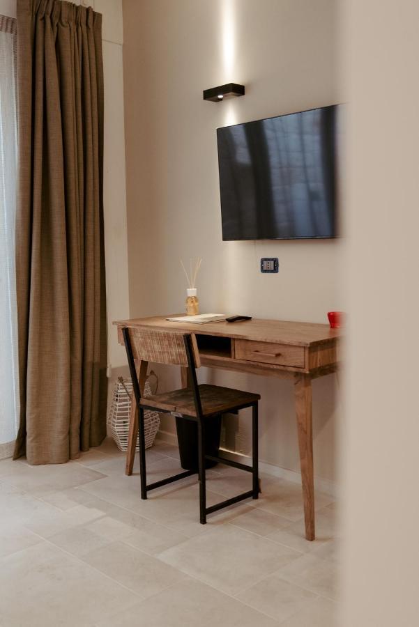 Le Carasse Boutique Hotel Mola di Bari Esterno foto